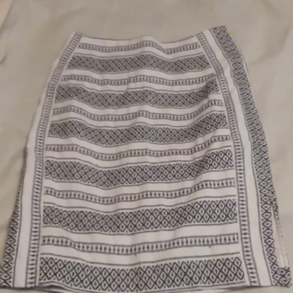 Black and white patterned skirt